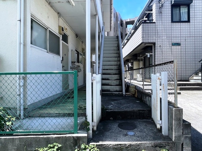 ペアシティ日吉Ｂ棟の物件外観写真