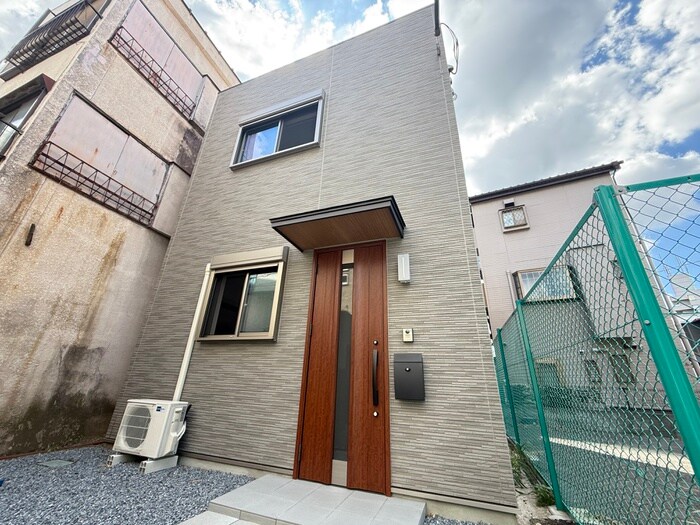 上十条２丁目戸建の物件外観写真