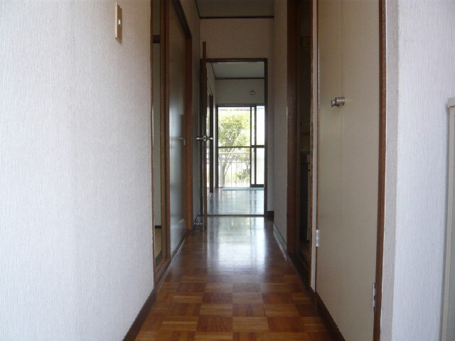 朝日のあたる家の物件内観写真