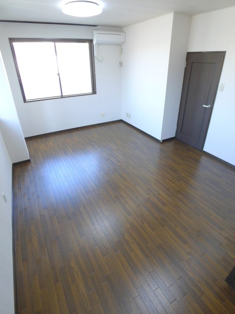 ヴィラ鹿島台の物件内観写真