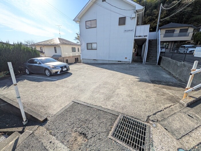 グリ－ンシテイ・山下の物件外観写真