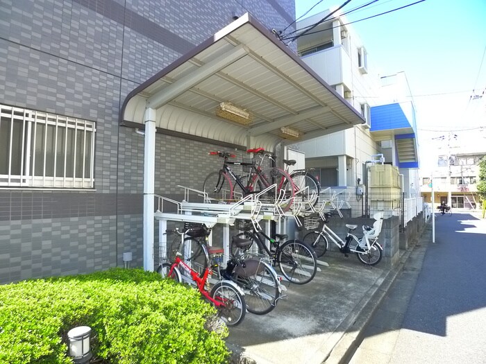 ラ・スカーラの物件外観写真