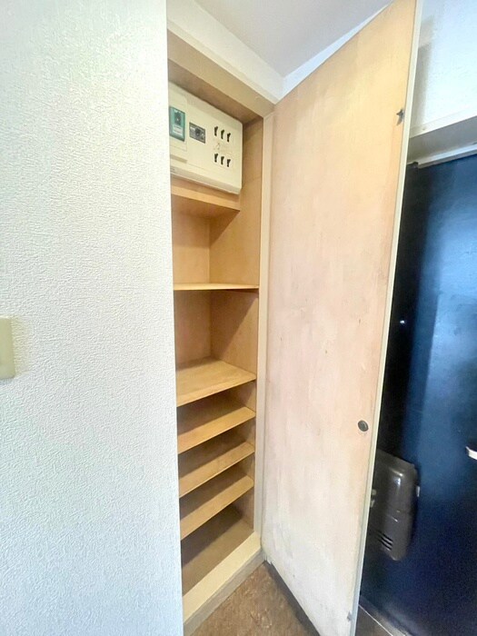 ﾗｲｵﾝｽﾞﾏﾝｼｮﾝ横浜山手(206)の物件内観写真