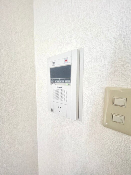 ﾗｲｵﾝｽﾞﾏﾝｼｮﾝ横浜山手(206)の物件内観写真