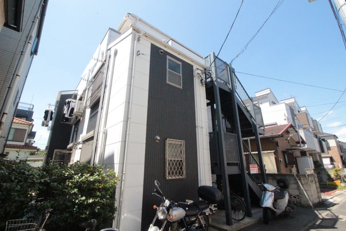 アザレ中丸子の物件外観写真