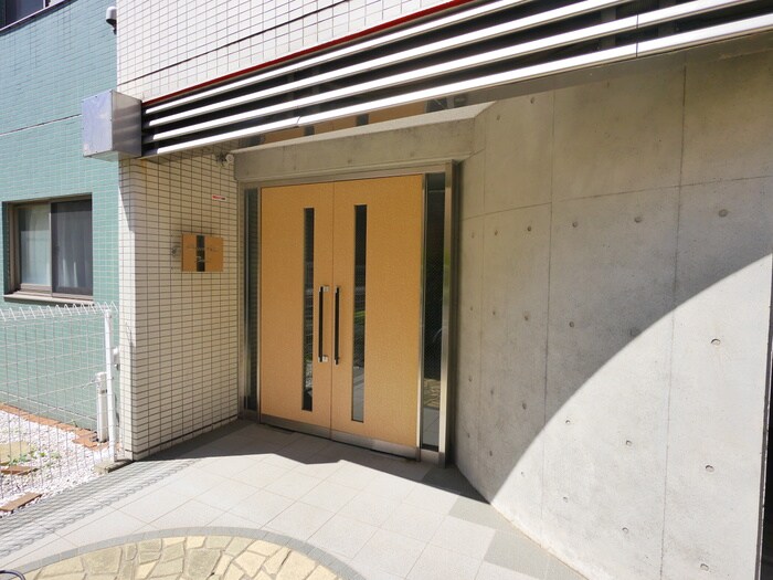 グレイスフルコ－トの物件外観写真