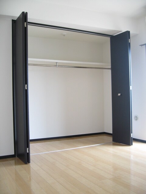 グレイスフルコ－トの物件内観写真