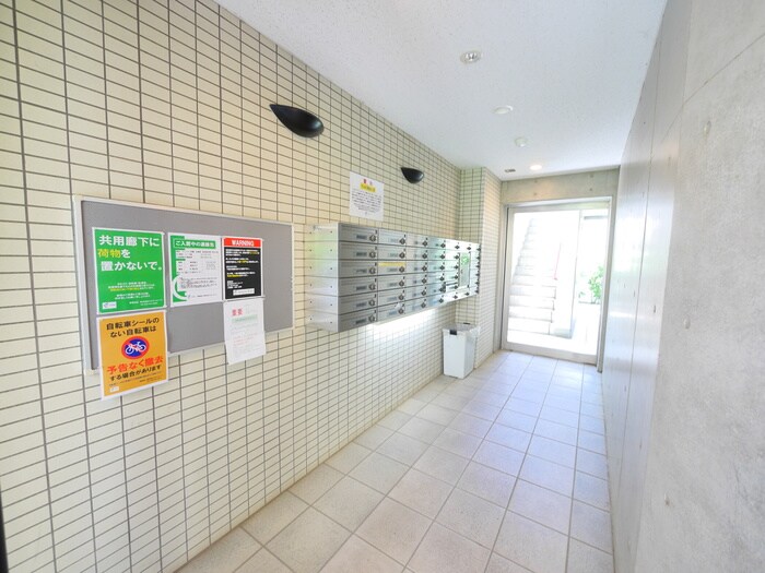 グレイスフルコ－トの物件外観写真