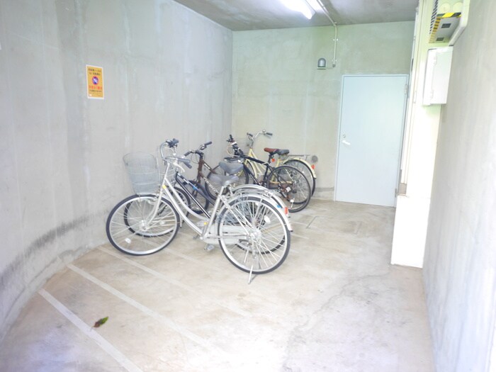 グレイスフルコ－トの物件外観写真