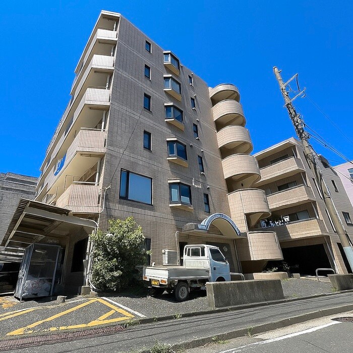 ガ－デンさつきＢ棟の物件外観写真