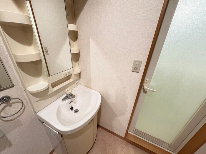 ア－クヒルズ戸塚の物件内観写真