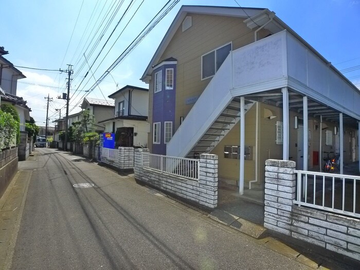 シティーシャトレーAの物件外観写真