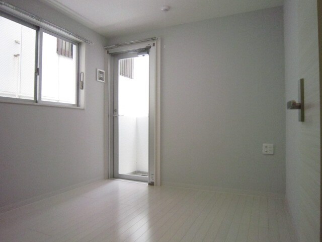 ピッコロ西ヶ原の物件内観写真