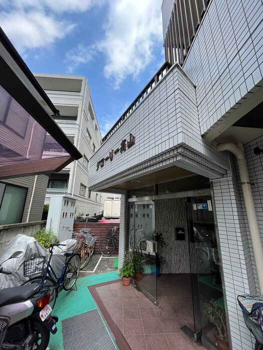 グロ－リ－高山の物件外観写真