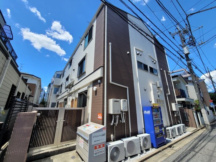 エクセルコート武蔵関の物件外観写真