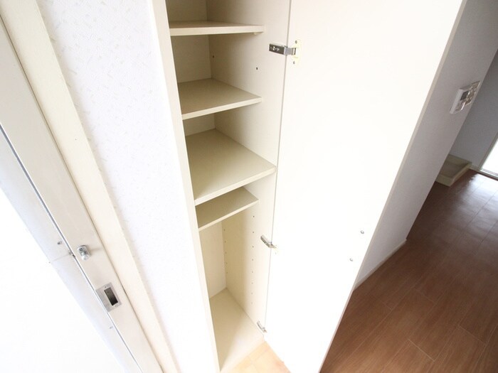 レジェンド末広Aの物件内観写真