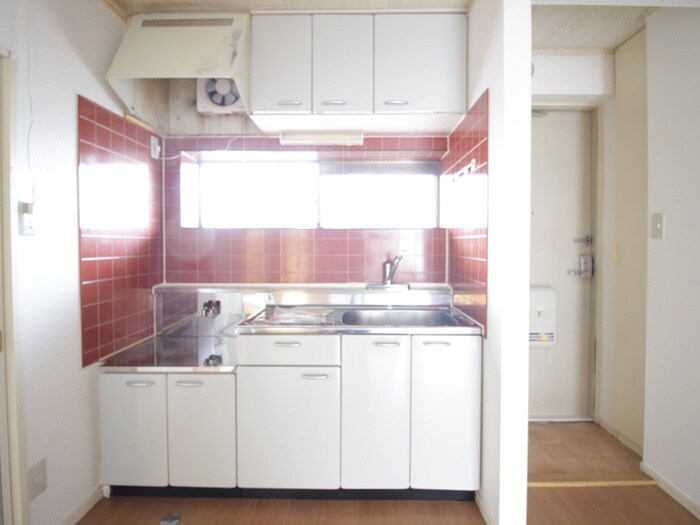 レジェンド末広Aの物件内観写真