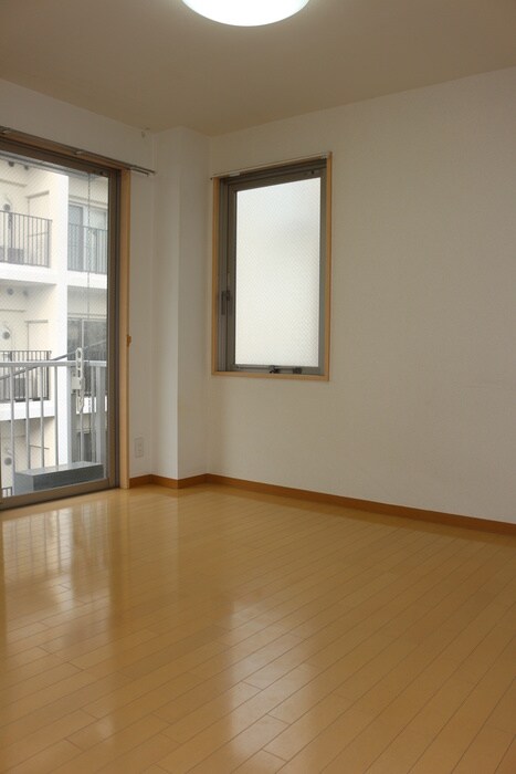 第一デュオレ スズエの物件内観写真