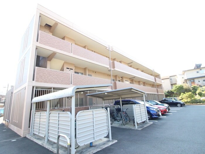 グリシーヌ　ボワの物件外観写真