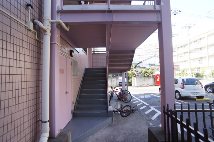 リバ－サイドシテイの物件外観写真