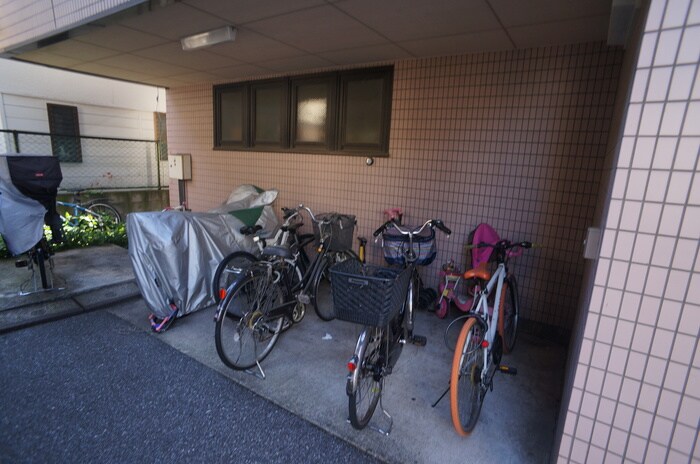 リバ－サイドシテイの物件外観写真