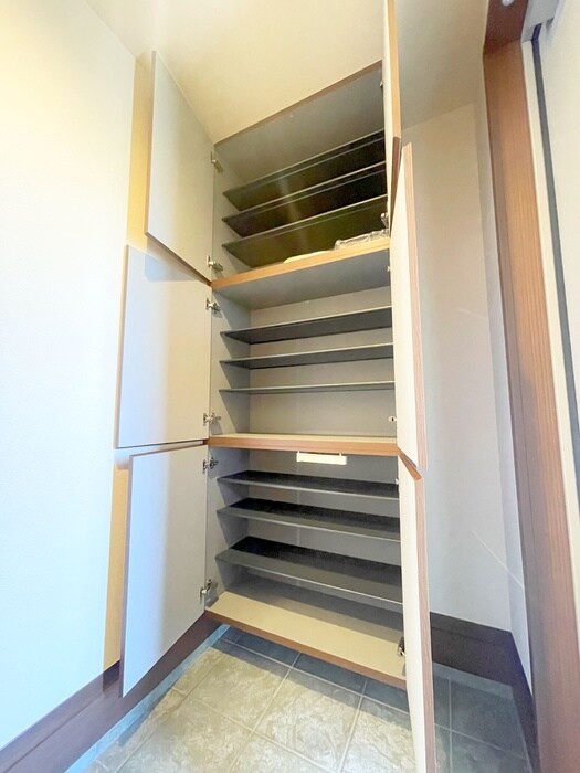 プラウドステージⅡ　D棟の物件内観写真