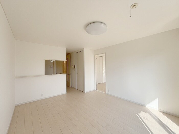 パルテール河辺の物件内観写真