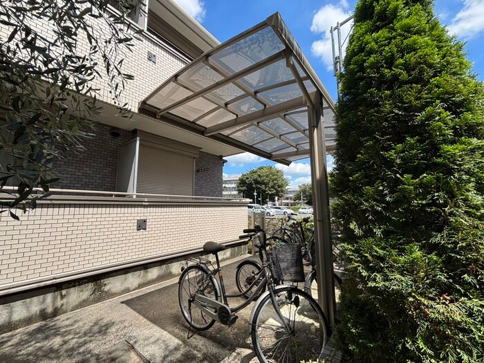 パルテール河辺の物件外観写真