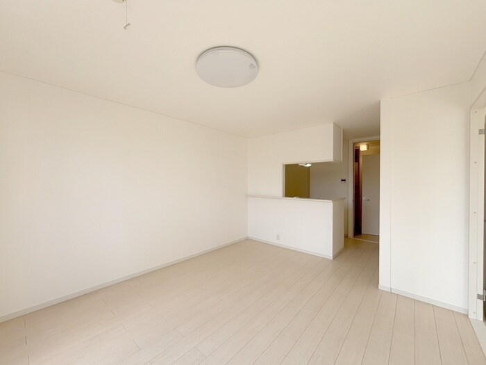 パルテール河辺の物件内観写真