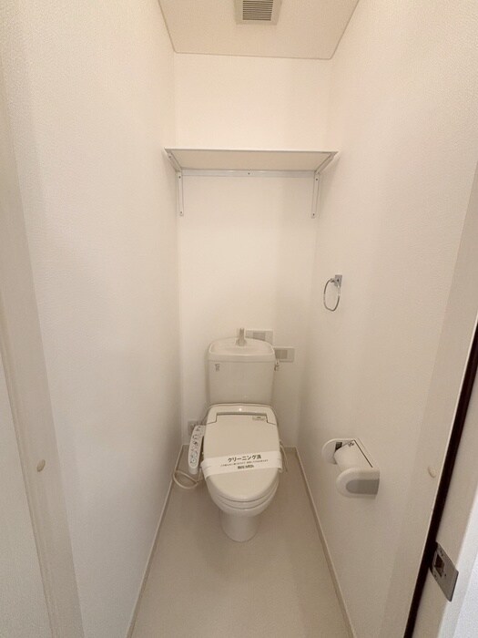 パルテール河辺の物件内観写真