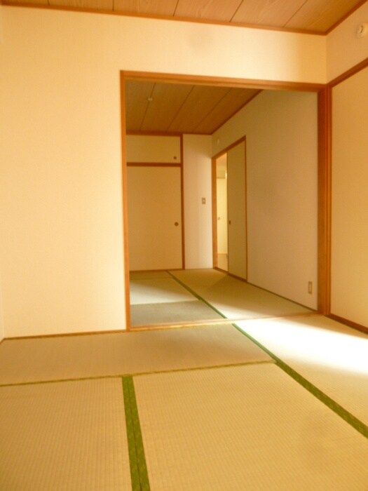 ジュネスの物件内観写真