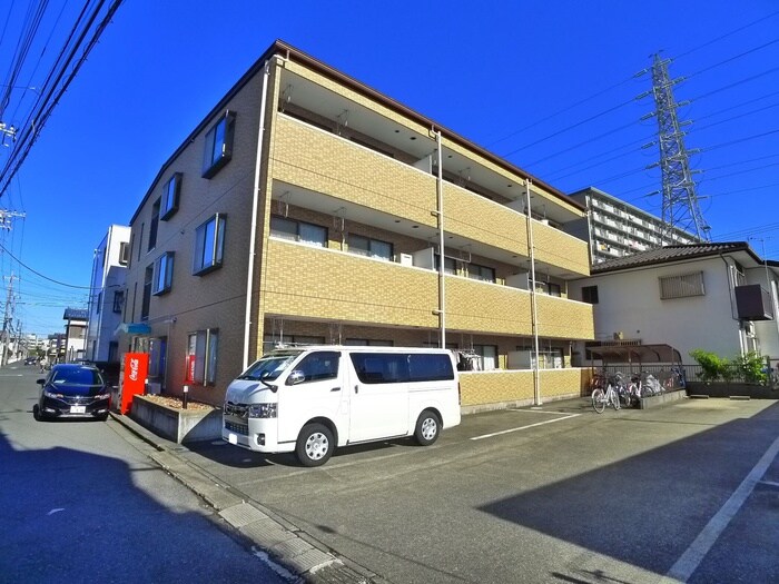 ルナパーク２１の物件外観写真