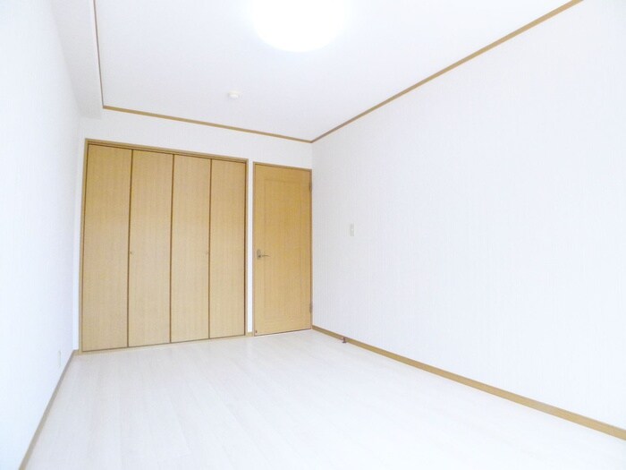 ルナパーク２１の物件内観写真