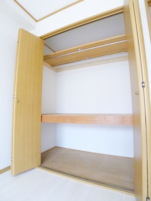 ルナパーク２１の物件内観写真