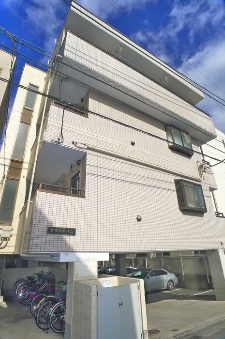 ブランハイムの物件外観写真