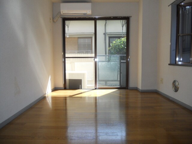 レフォルマ千駄木の物件内観写真