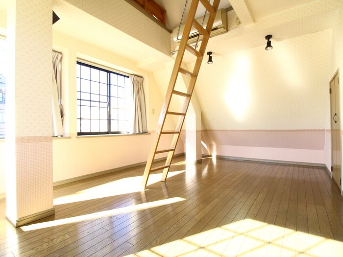 イーストパラシオンの物件内観写真