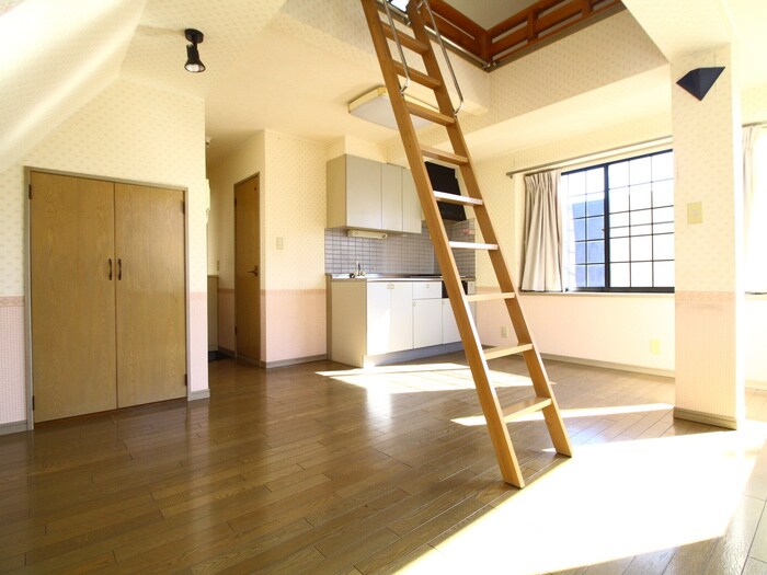 イーストパラシオンの物件内観写真