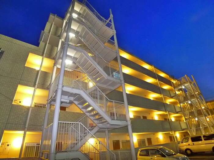 エクセレンスコ－ト鎌倉の物件外観写真