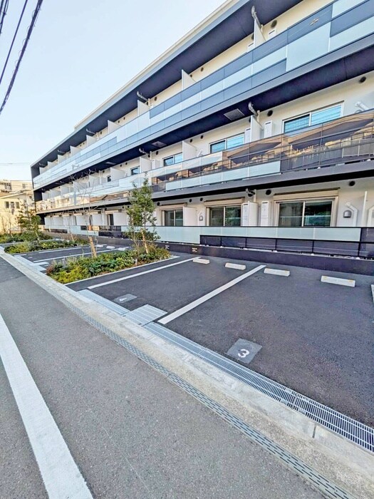 Alivis本八幡の物件外観写真