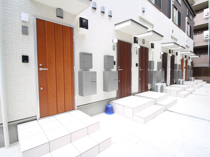 リラサンテ立花の物件外観写真