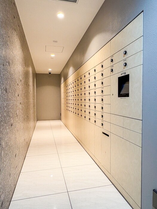 スプランディッド西日暮里の物件外観写真