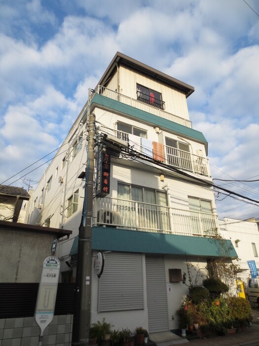 間宮ビルの物件外観写真