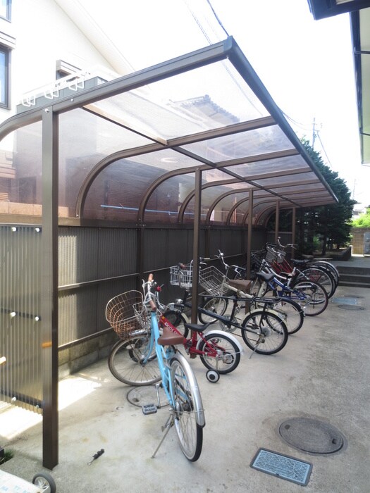 メゾンエスポワ－ルの物件外観写真