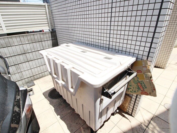 エステ阿佐ヶ谷の物件外観写真