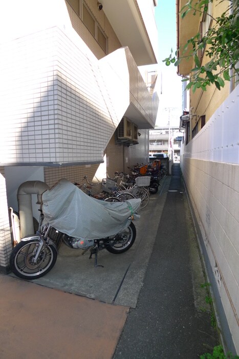 清瀬貴志ビルの物件外観写真