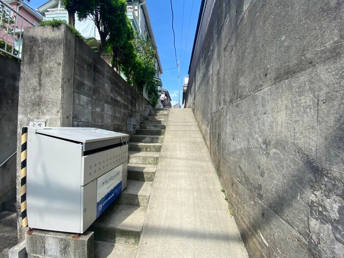 グランドヒル中山の物件外観写真