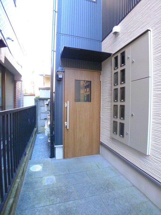 パスサイドレジデンスの物件外観写真