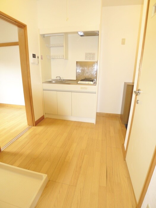 中央コータース二番館の物件内観写真