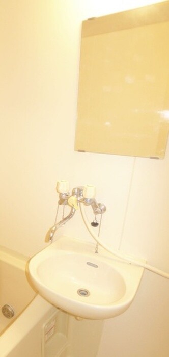 中央コータース二番館の物件内観写真